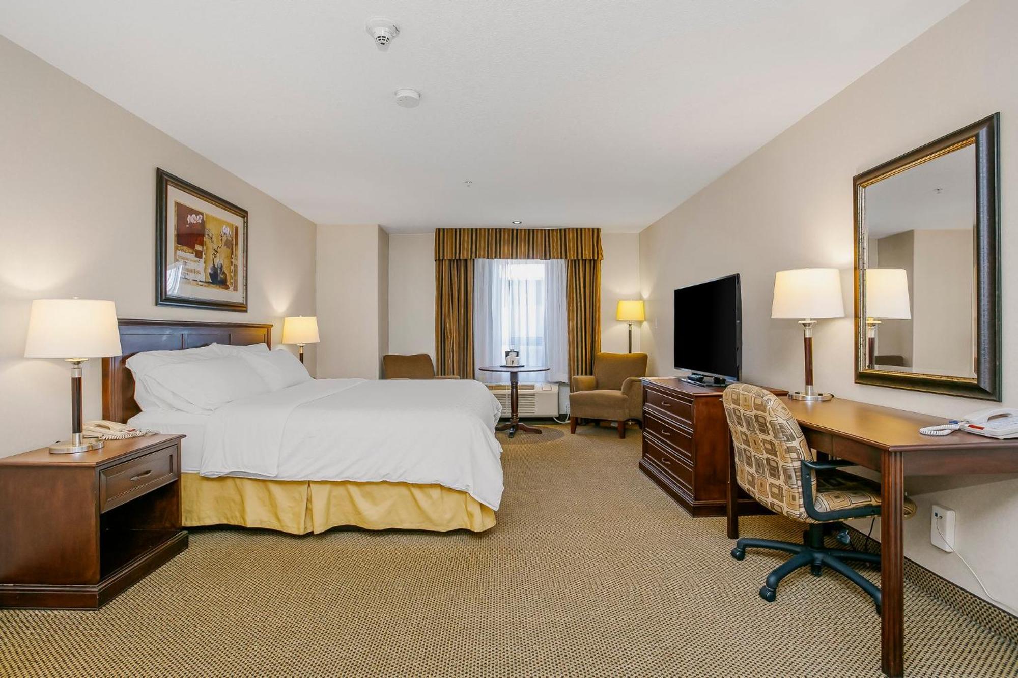 Holiday Inn Express Hotel & Suites - Slave Lake By Ihg Dış mekan fotoğraf