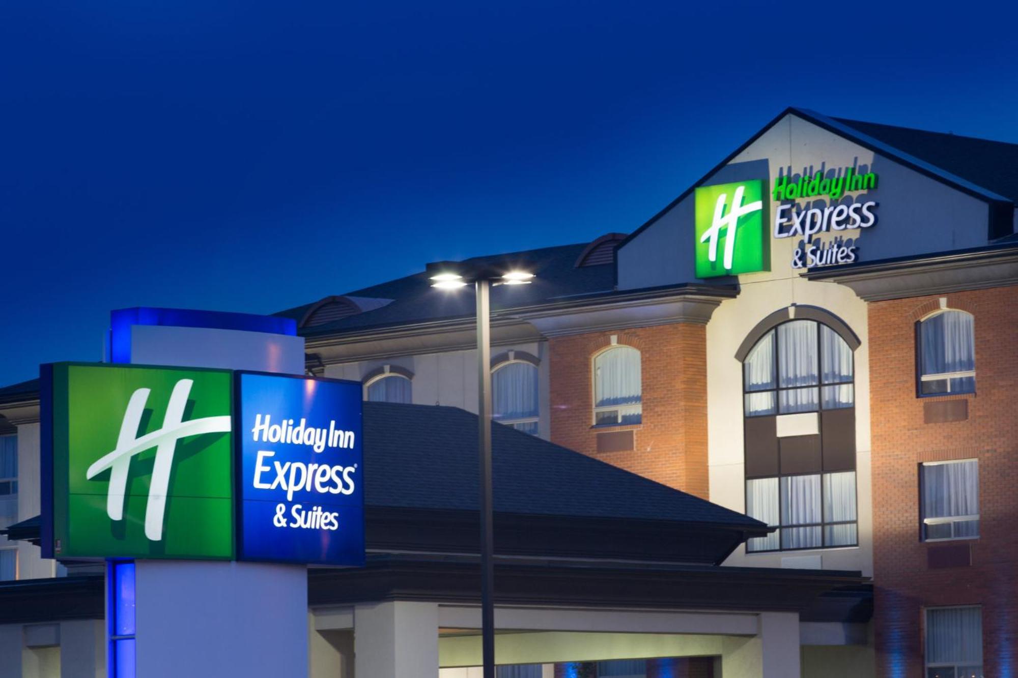 Holiday Inn Express Hotel & Suites - Slave Lake By Ihg Dış mekan fotoğraf